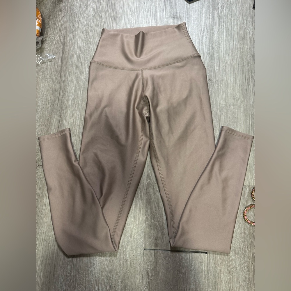 Alo Airlift leggings in “Gravel” size XXS